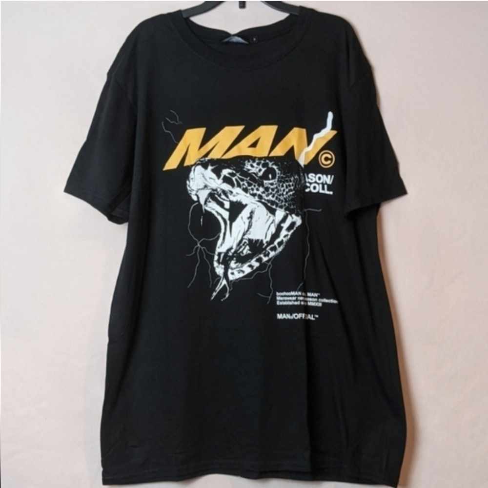 Boohoo Man Oversized Black Snake Print Short Sleeve Crew Neck Tee size Small